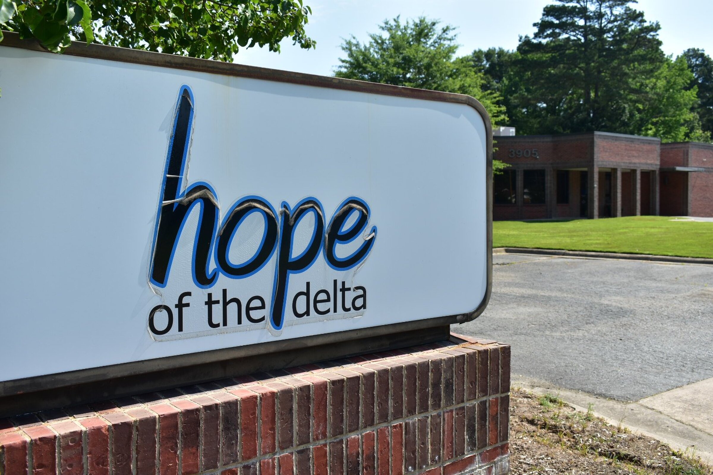 Clinic stresses commitment to expectant parents after ruling