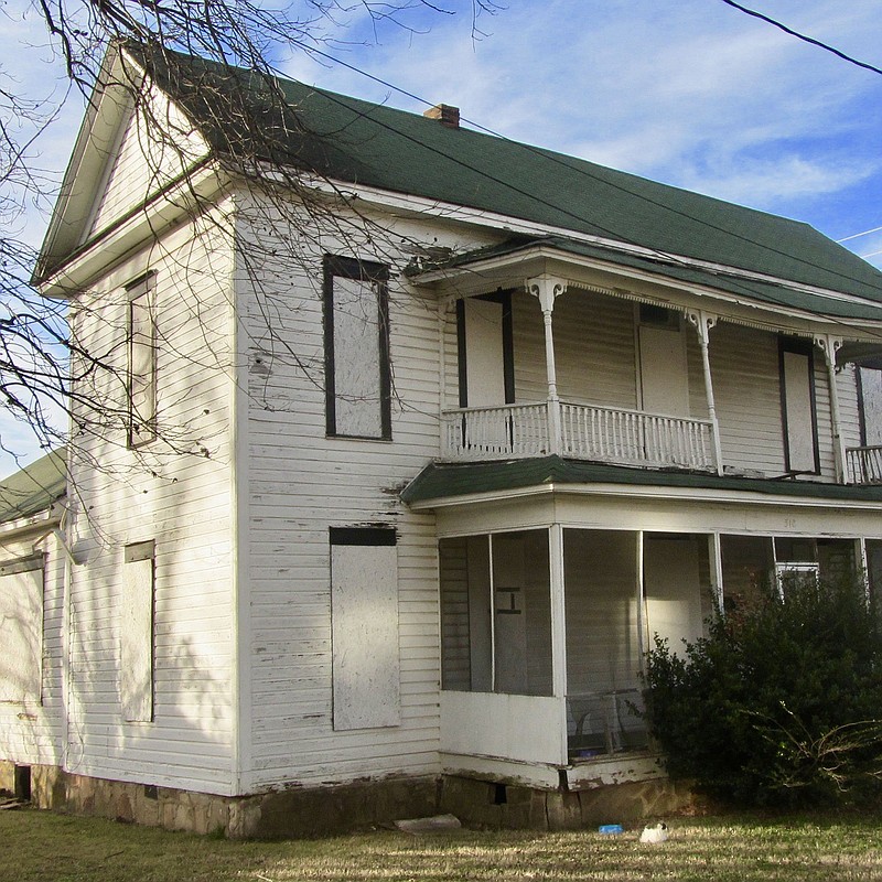 This building, shown in May 2012, once housed The Latimore Tourist Home in Russellville. It is on the National Register of Historic Places and was one of the places African-Americans could stay during the Jim Crow era in the South.
(Special to the Democrat-Gazette/Marcia Schnedler)