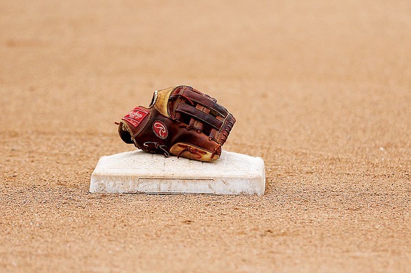 Big eighth inning powers A's past Renegades 10-1 - Vimarsana News