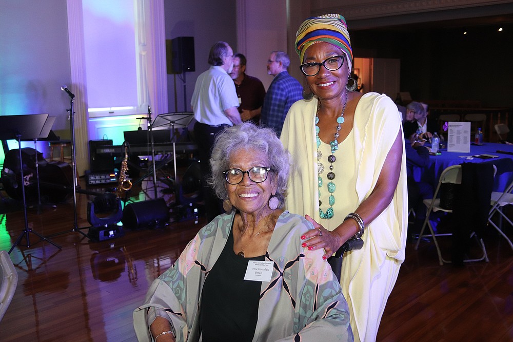 Resounding applause: Arkansas Jazz Hall of Fame inducts five artists ...