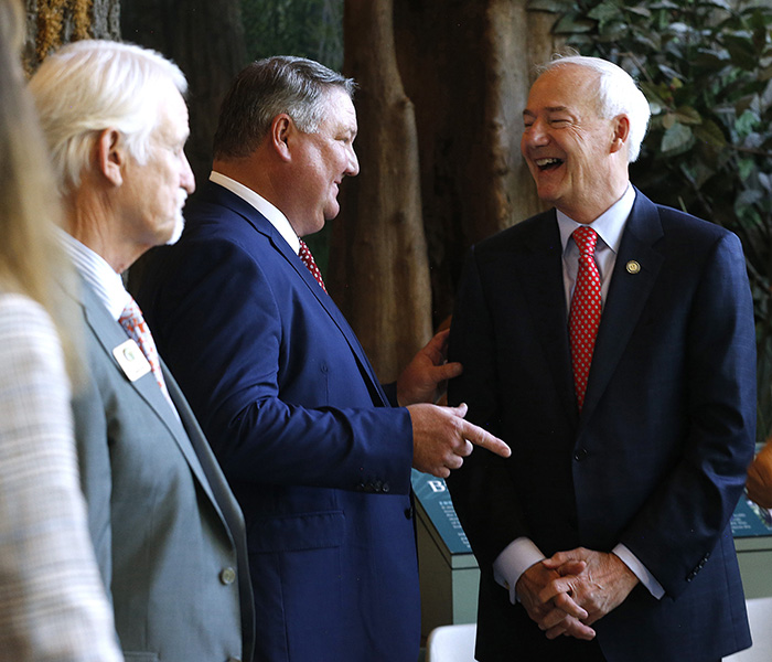Hutchinson appoints Pine Bluff jeweler to Arkansas Game and Fish commissioner post - Vimarsana News
