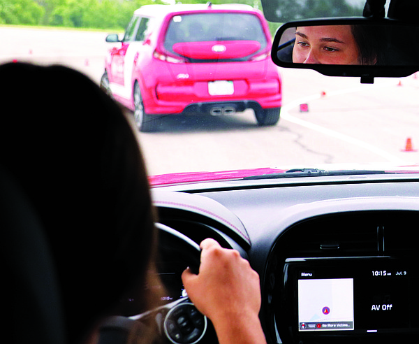 Driving school teaches teenagers and their parents - Vimarsana News
