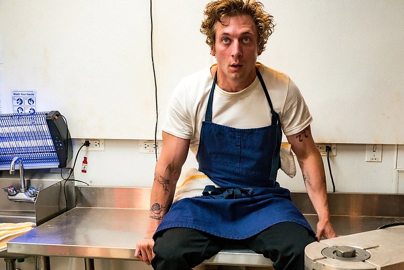 Jeremy Allen White plays a hotshot chef who returns home to Chicago to take over his family’s failing sandwich shop in the nervous-making, stress-inducing and dangerously true-to-life FX series “The Bear.”