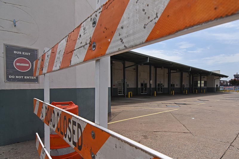 The former Greyhound Bus Station on E. Washington Ave. in North Little Rock sits empty Wednesday, July 20, 2022..(Arkansas Democrat-Gazette/Staci Vandagriff)