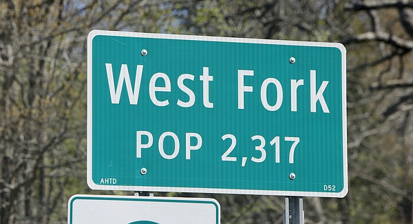 West Fork board approves hiring interim middle school principal in wake of superintendent being placed on leave | The Arkansas Democrat-Gazette - Vimarsana News