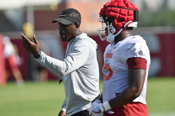 WholeHogSports - McFadden now just wants to be a great father