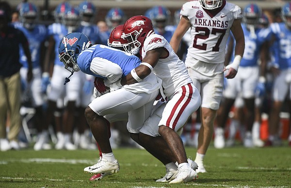 A healthy Catalon keeps Hogs purring on defense - Vimarsana News