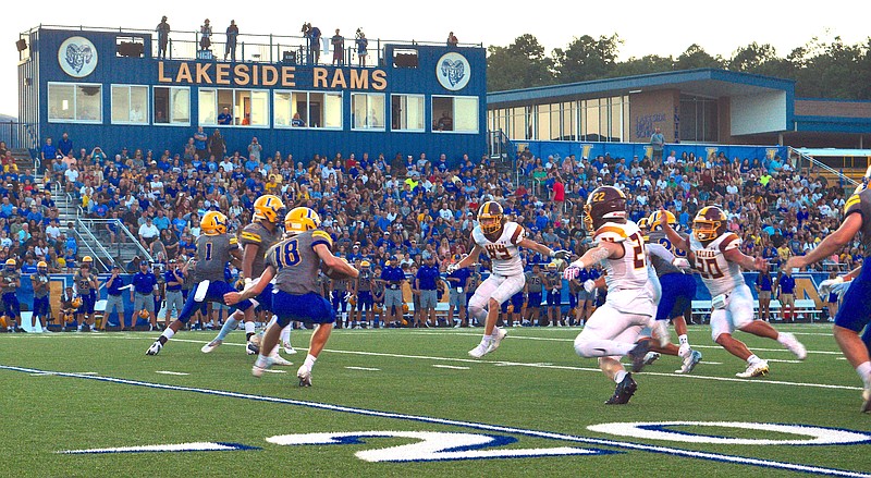 Lake Hamilton Wolves vs. Jonesboro Hurricanes Football