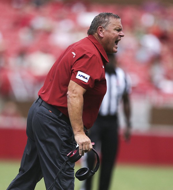 Hogs, Bearcats seek better starts - Vimarsana News