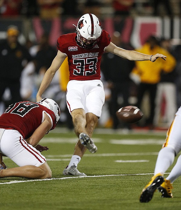 Buffalo's McNulty, EMU's Gomez Named to 2023 Lou Groza Watch List -  Mid-American Conference