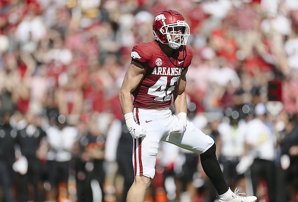 Transfer Hogs deliver in first showing | Whole Hog Sports