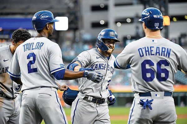 Isbel, Witt, Pratto and Melendez homer for Royals in win against Tigers - Vimarsana News