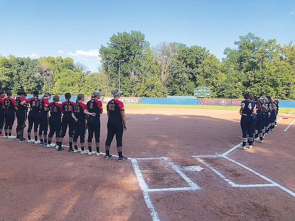 Unearned run in sixth inning sends Helias past Jefferson City - Vimarsana News