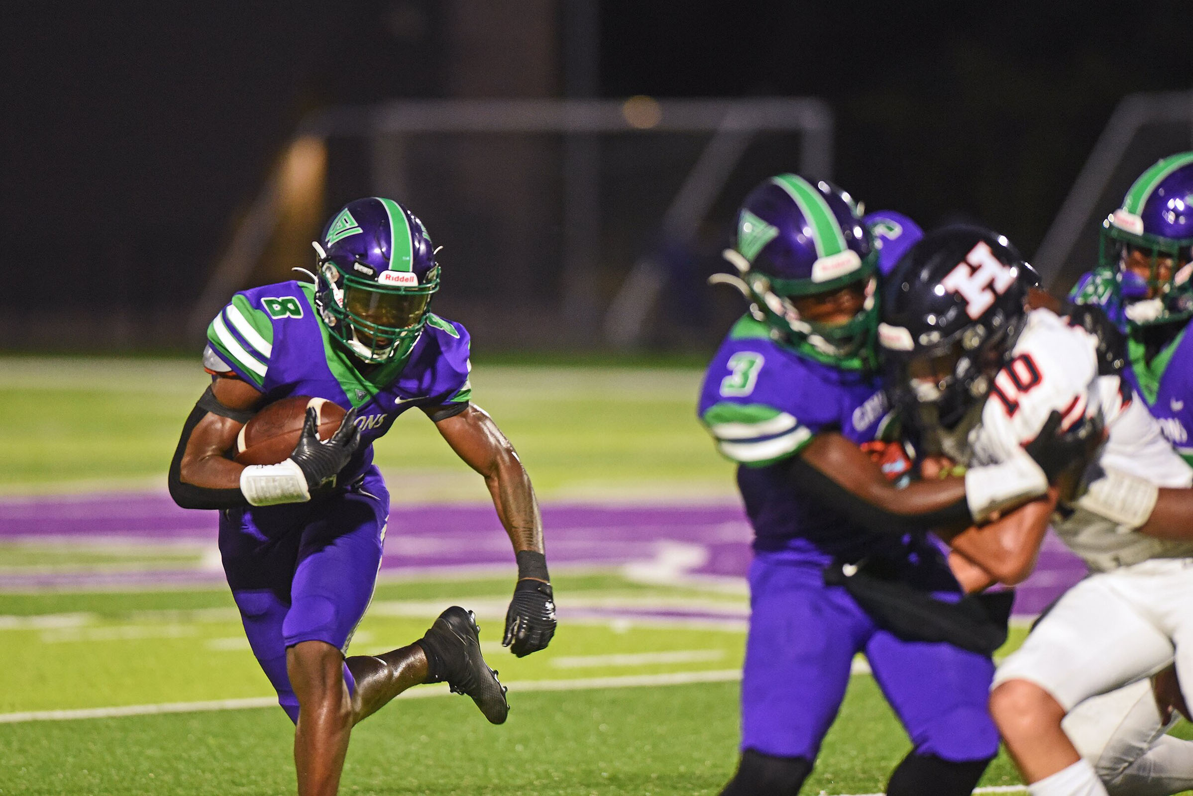 PREP FOOTBALL: Southwest steps up to beat Rogers Heritage - Vimarsana News