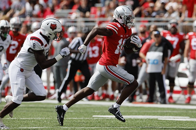 No. 3 Buckeyes hit jets, turn away Red Wolves