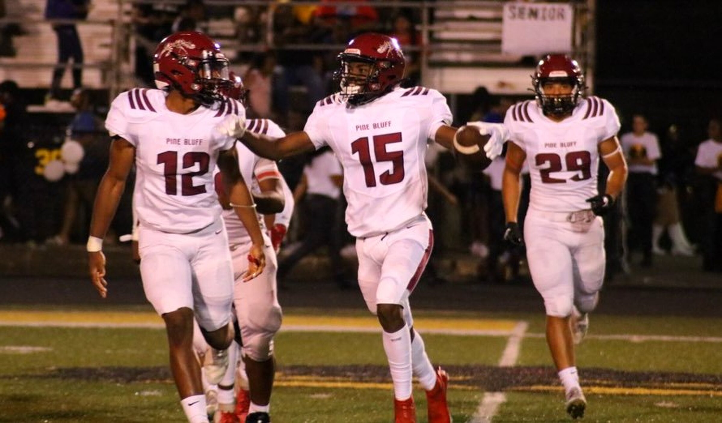 Zebras beat Wildcats 36-22 after weather delay