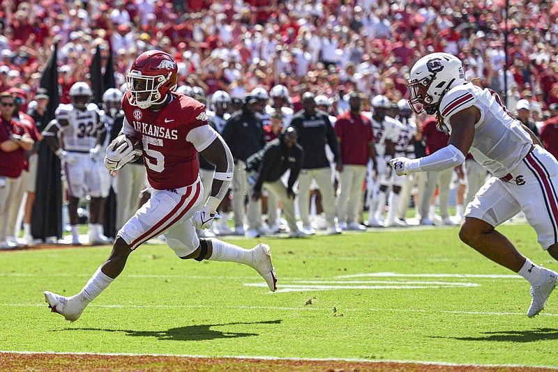 WholeHogSports - Sanders grew into an NFL player in Arkansas