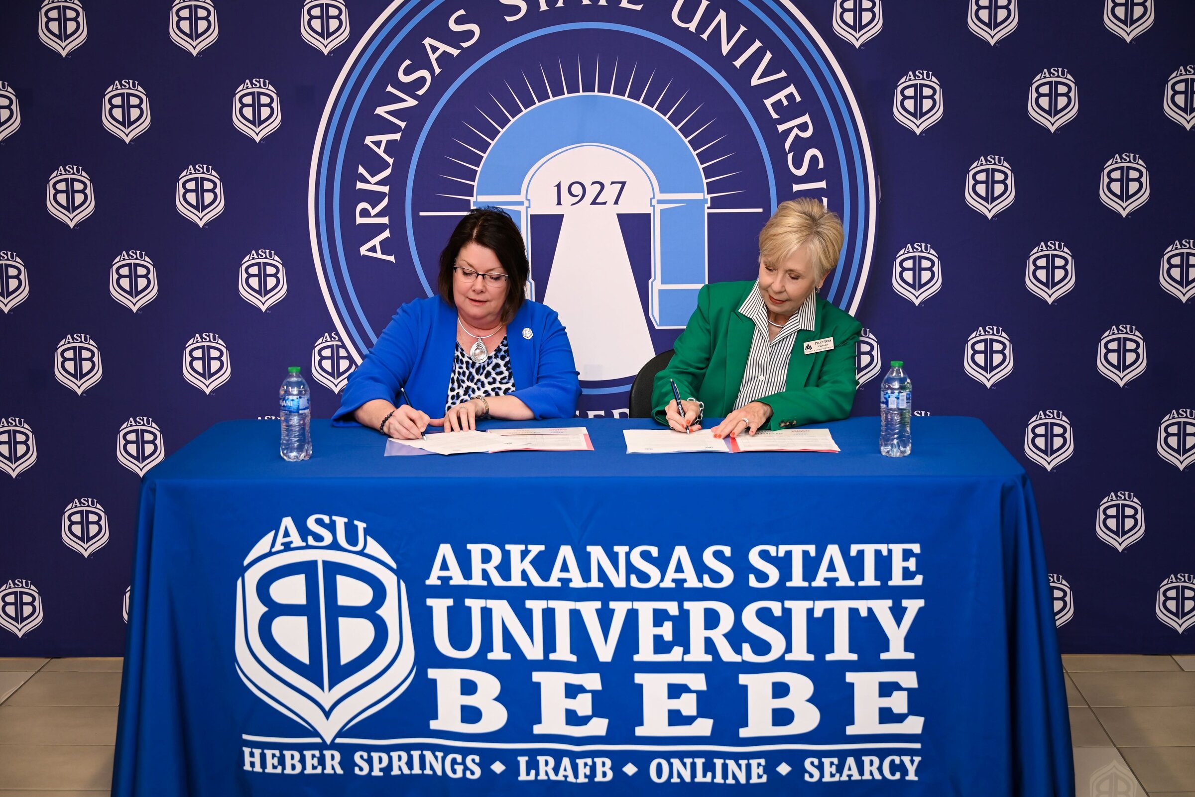 UAM, ASU-Beebe sign visual arts partnership agreement