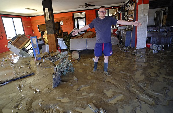 10 Italians Killed In Flash Flooding
