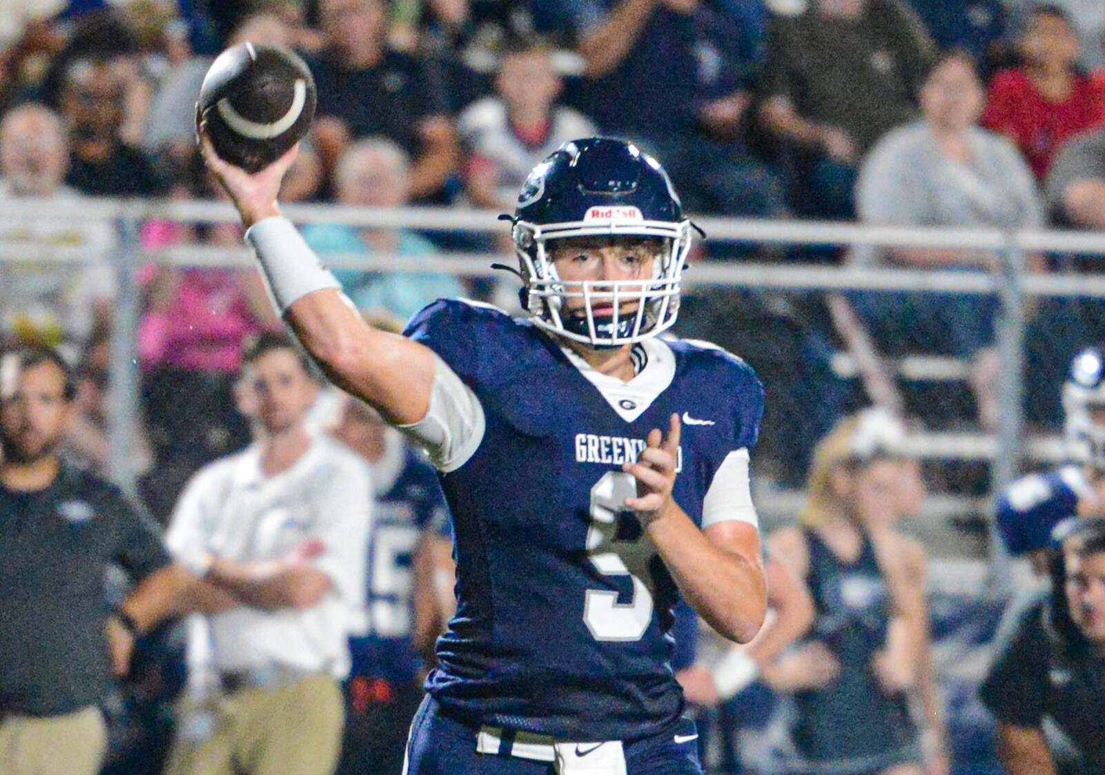 PREP FOOTBALL: Greenwood starts fast, rolls by Siloam Springs - Vimarsana News