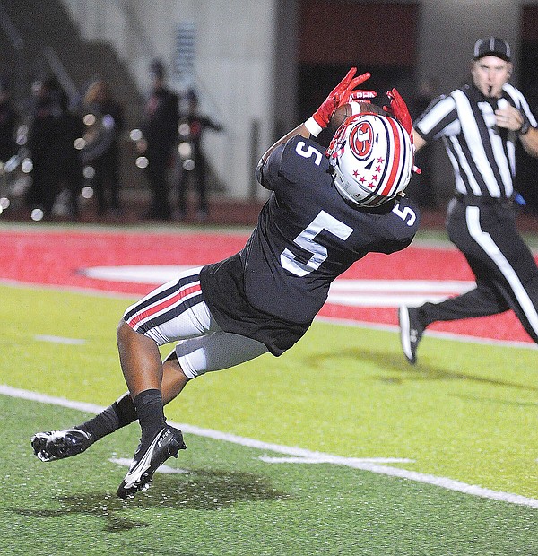 Jays get past Smith-Cotton on Homecoming - Vimarsana News