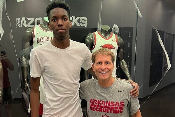 Four-star Dallas Thomas and Arkansas coach Eric Musselman.