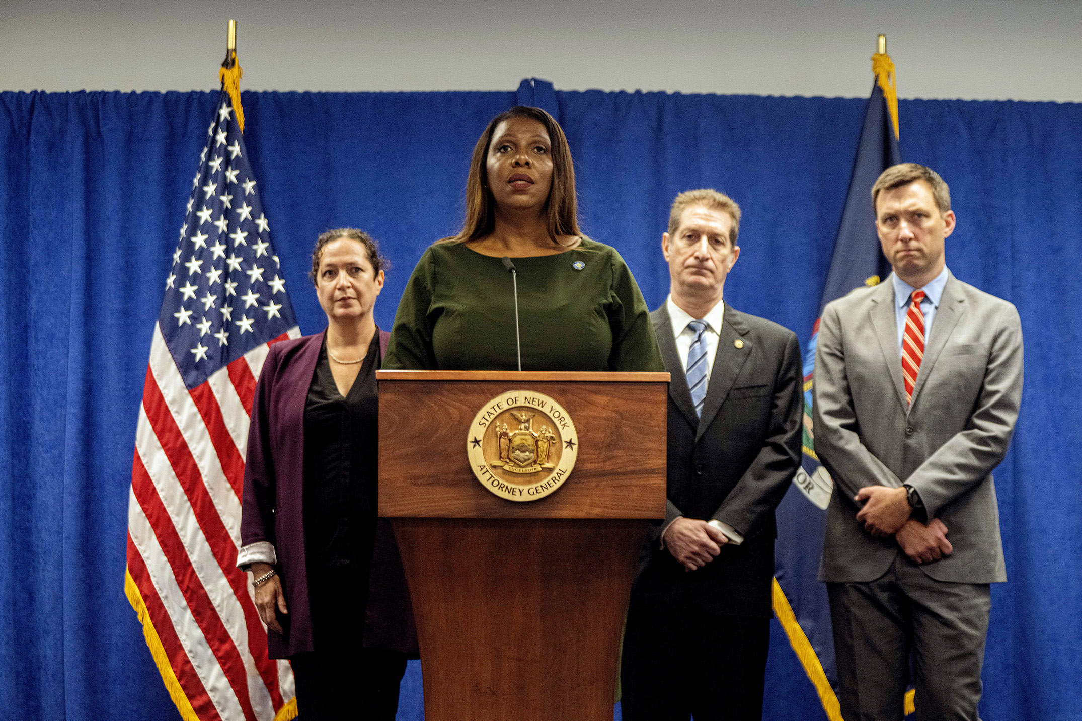 N.Y. sues Trumps, cites fraud scheme - Vimarsana News