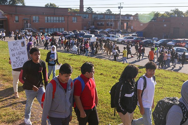 students-walk-out-of-east-ridge-high-school-over-arrest-video