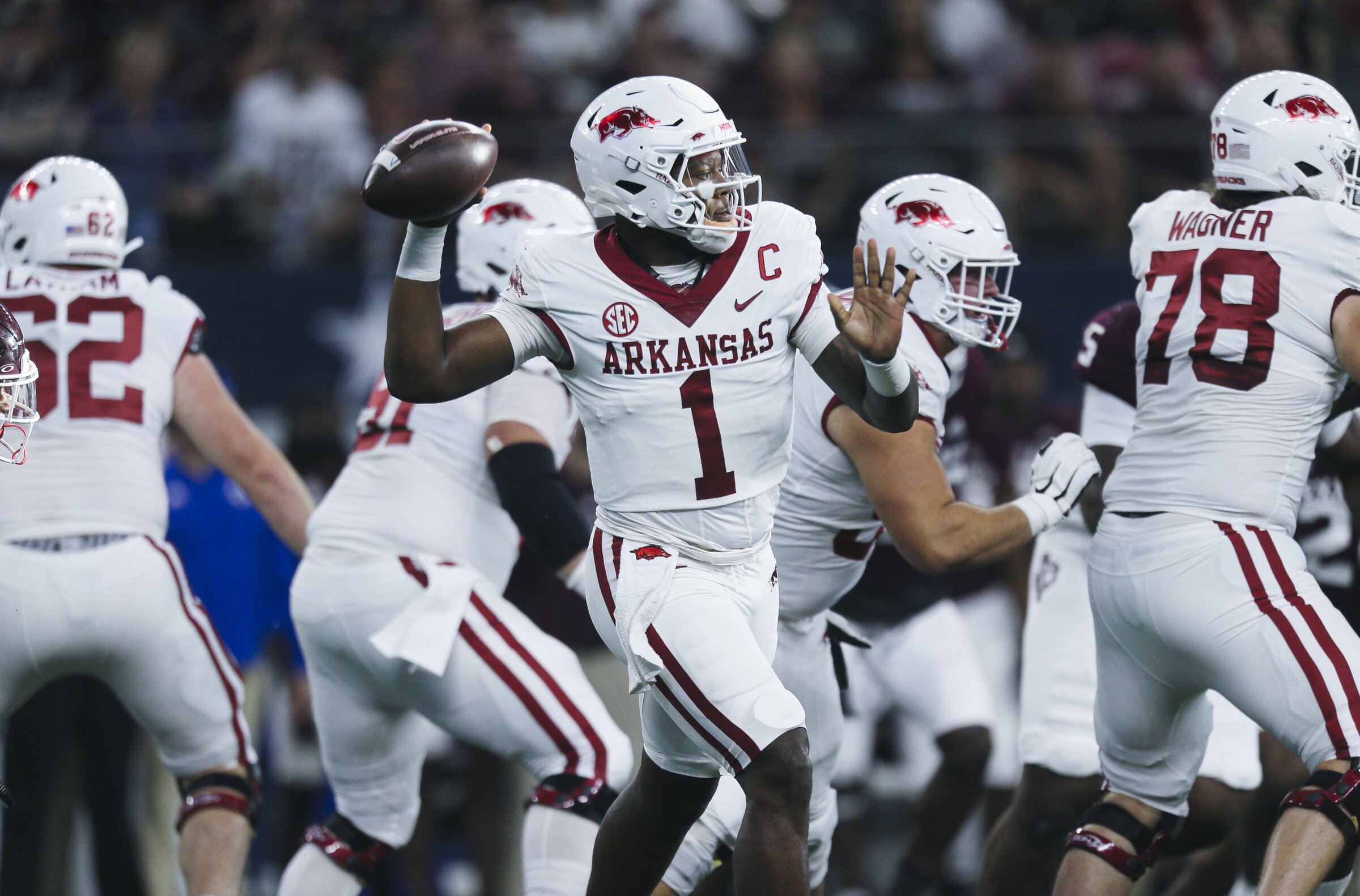 Razorback teammates supportive of their QB - Vimarsana News