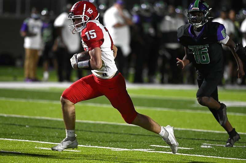 Don Vest, from Cabot, runs past the Southwest High School defense during the first half of the southwest vs Cabot football game at Southwest High School on Thursday, Sept. 29, 2022. See more photos at arkansasonline.com/930football/..(Arkansas Democrat-Gazette/Stephen Swofford)
