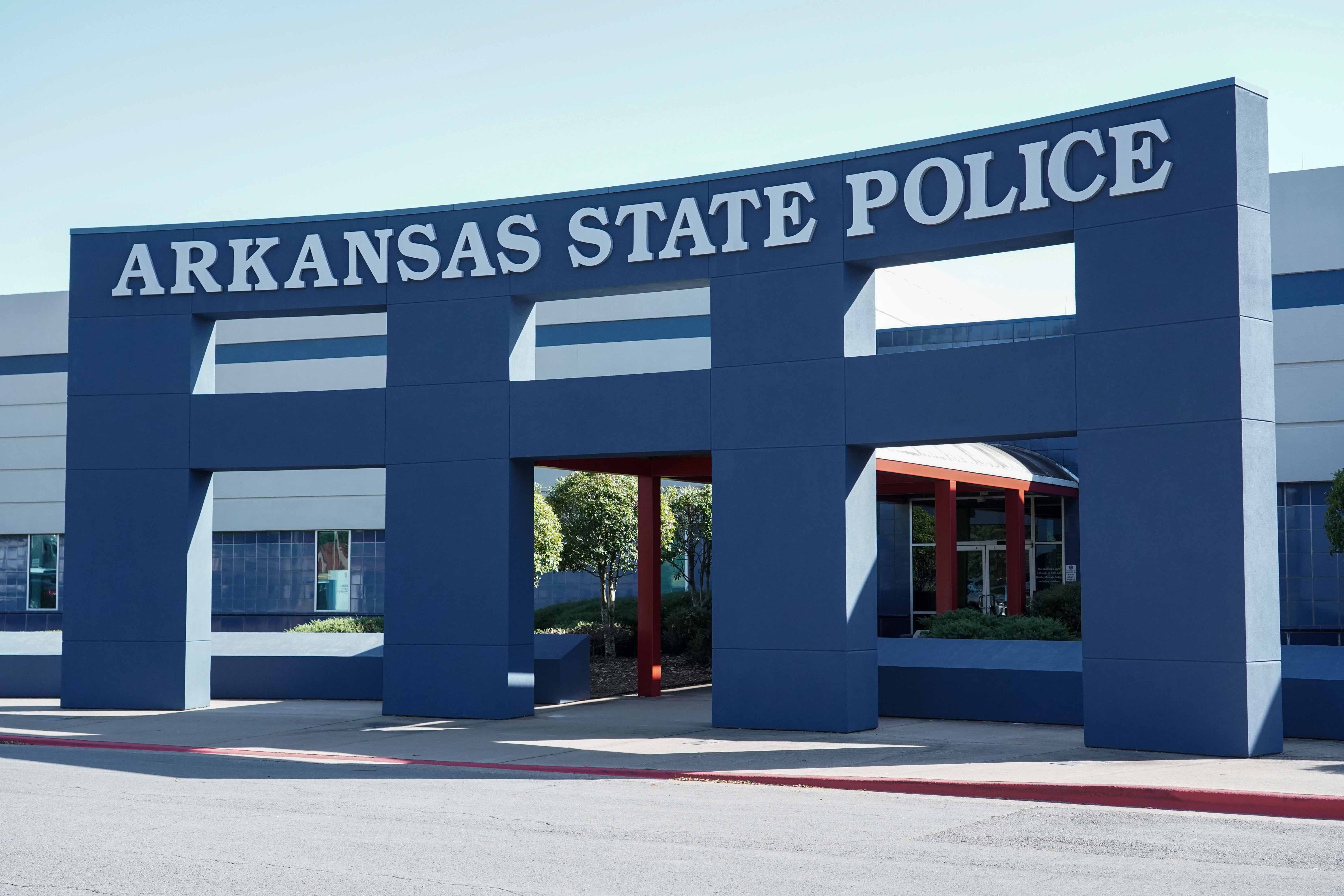 Police ID suspect in officer-involved shootout in Pine Bluff