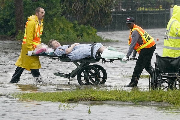 Florida health facilities struggle with Ian's damage - Vimarsana News