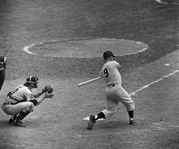 On this date in baseball history: Roger Maris hits record 61st home run in  1961 