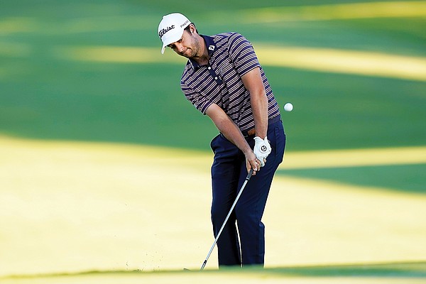 Riley shares lead at Sanderson Farms - Vimarsana News