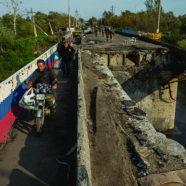 Ukrainians retake annexed city - Vimarsana News