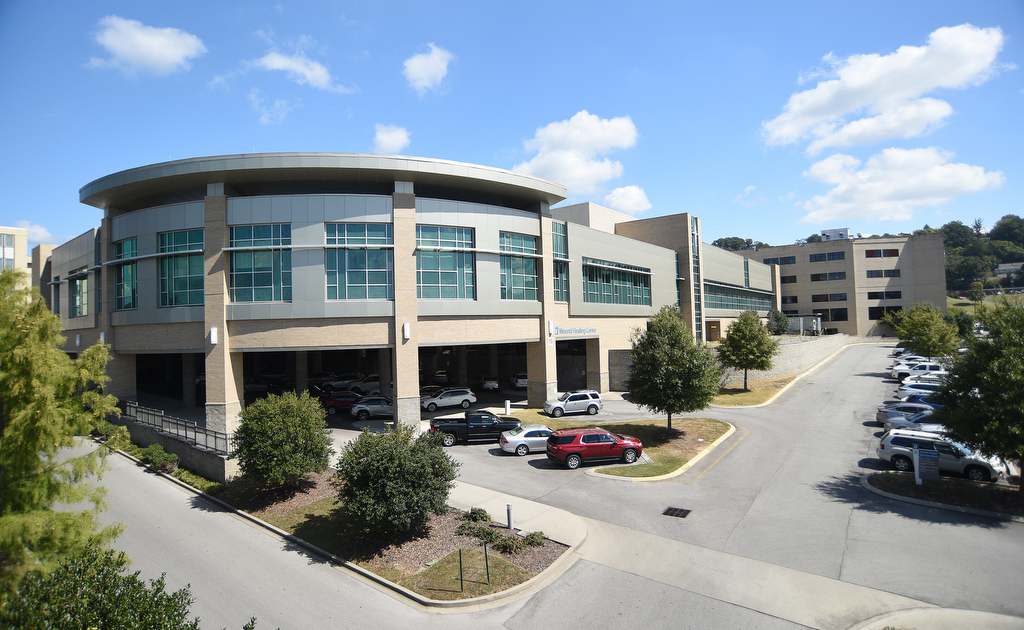 Staff photo by Matt Hamilton / CHI Memorial Hospital on Tuesday, October 4, 2022.