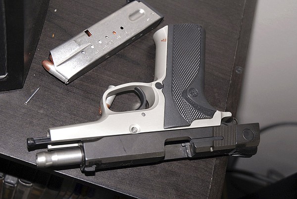 Pine Bluff felon sentenced to 46 months in prison for possessing a gun - Vimarsana News