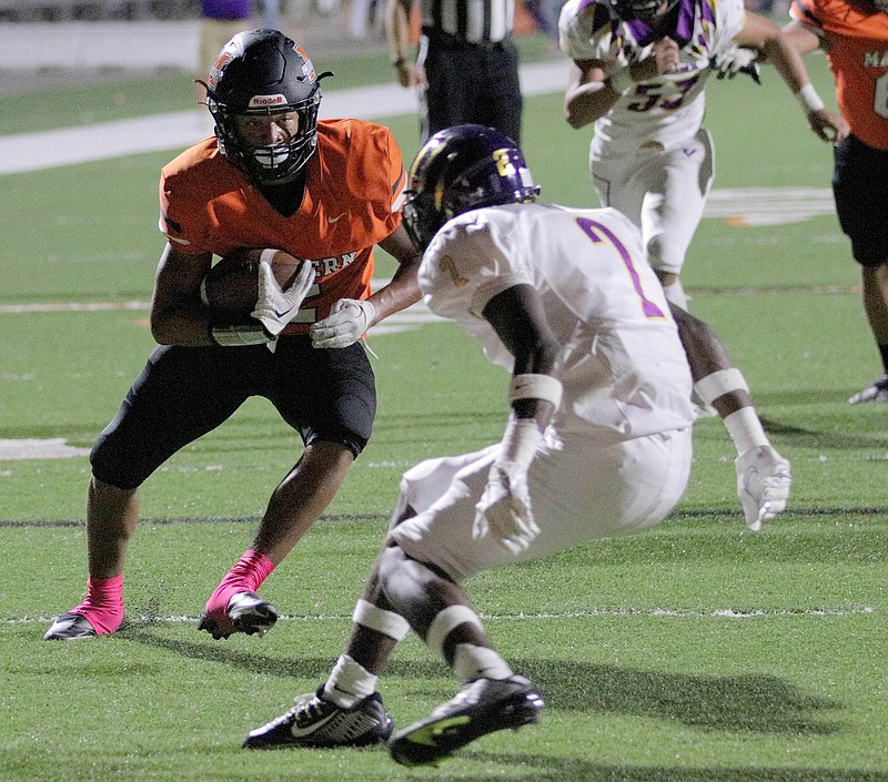 PREP FOOTBALL Malvern RB makes strong return The Arkansas Democrat