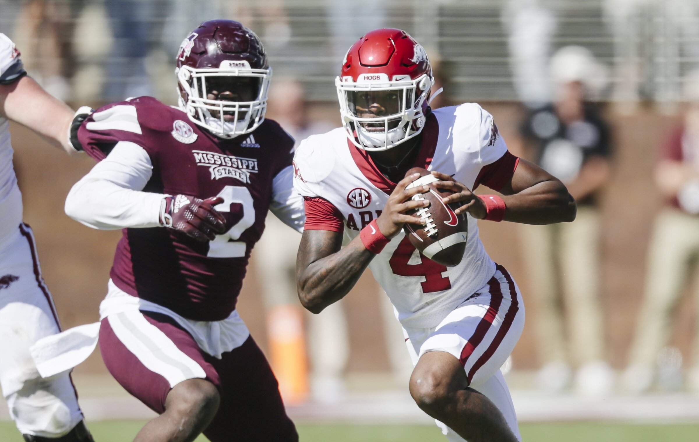 Hornsby gives Razorbacks needed spark at QB - Vimarsana News