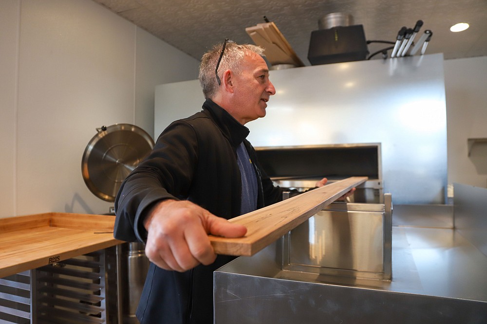 Montréalstyle bagels, woodfired pizzas coming to the Southside at