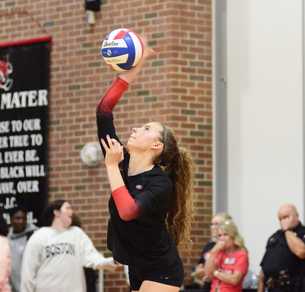 Helias volleyball posts fourset win vs. Jefferson City Jefferson