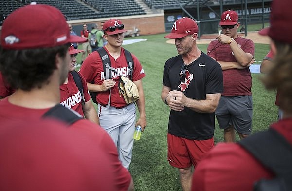 Razorbacks embrace challenge of playing pro team | Whole Hog Sports