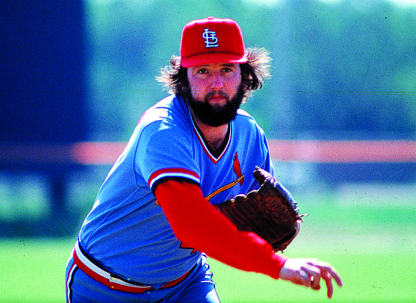 Bruce Sutter, Hall of Fame reliever, dies at 69 - Vimarsana News
