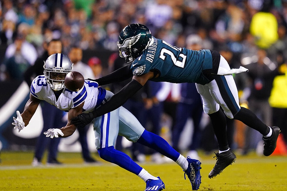 PHILADELPHIA, PA - OCTOBER 16: Dallas Cowboys Cornerback Trevon Diggs (7)  prior to the National Football League game between the Dallas Cowboys and  Philadelphia Eagles on October 16,2022, at Lincoln Financial Field