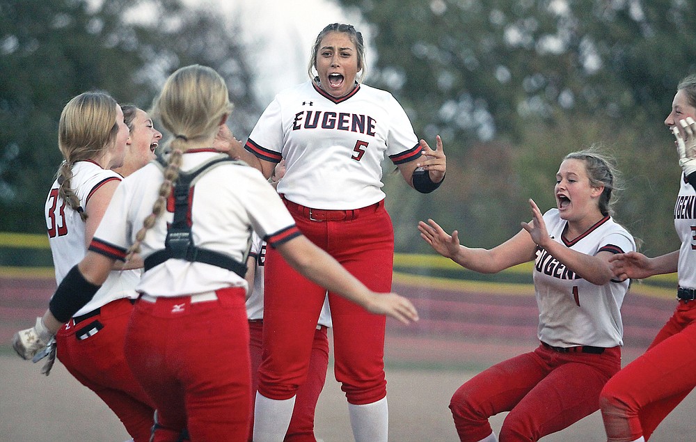 Quick start sends Eugene past Kelly and into softball Final Four