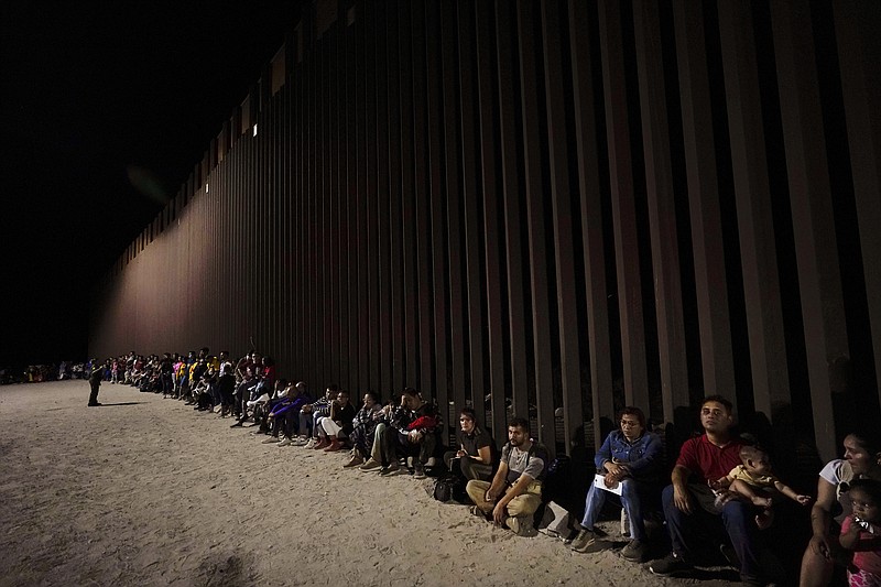 Illegal Border Crossings To US From Mexico Hit Annual High ...