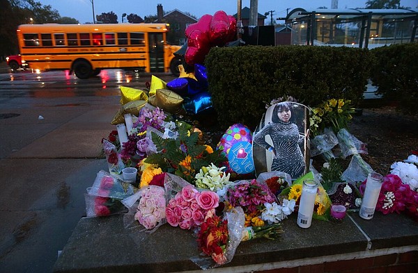 School gunman had AR-15-style weapon, 600 rounds of ammo - Vimarsana News