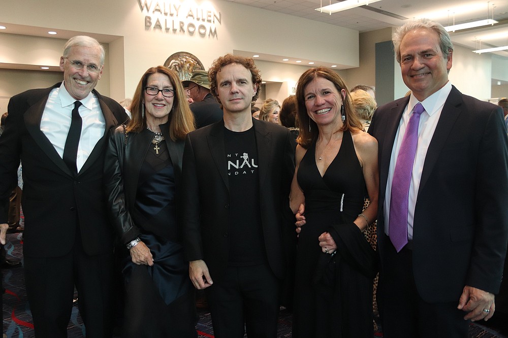 CELEBRATING THE FOURTH ESTATE Press Freedom Gala honors 6 as