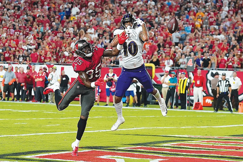 Ravens beat Brady, struggling Buccaneers 27-22