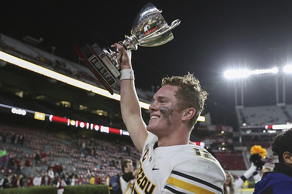 Mizzou takes rivalry trophy from No. 25 Gamecocks | Whole Hog Sports